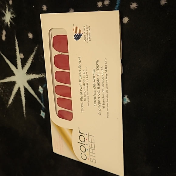 Color Street Nailstrips: Beauty - Picture 3 of 9